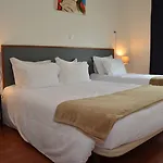 Girassol Hotell 2*