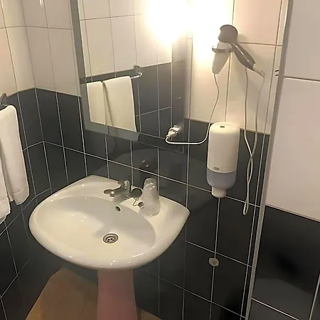 Szálloda Girassol 2*