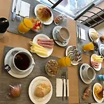 Hotel Girassol 2*